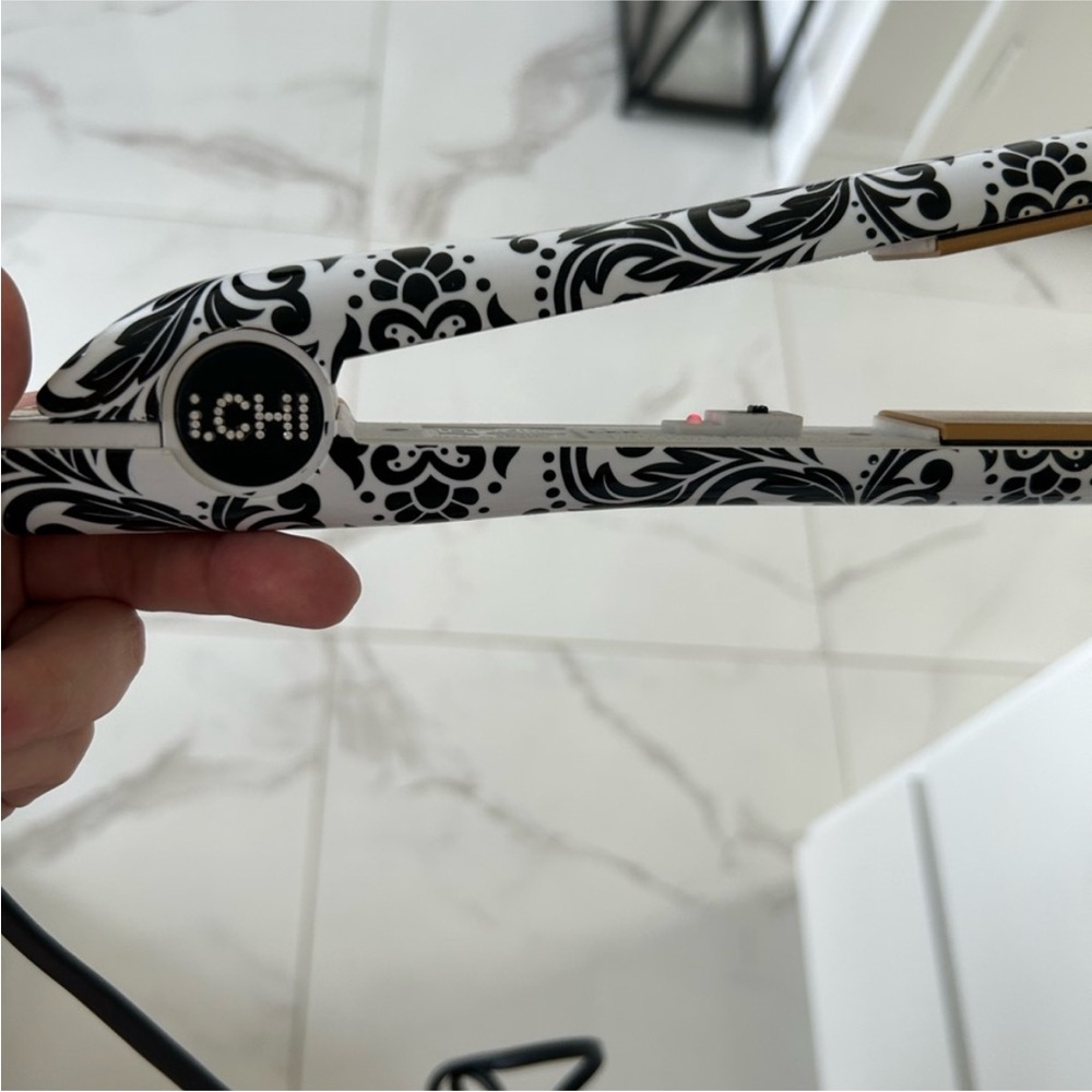 ISO CHI Black and White Patterned Hair Straightener’s